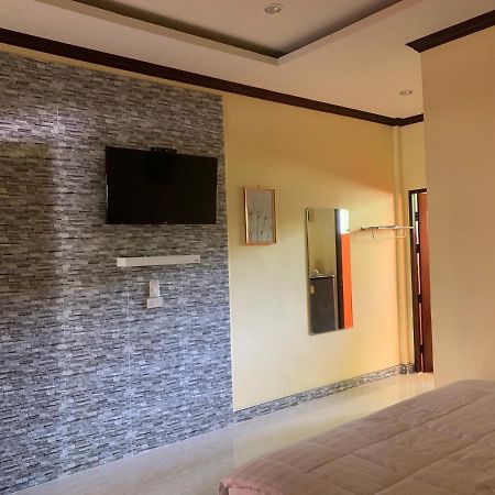 Happy Resort Phang Nga Natai Beach Екстериор снимка