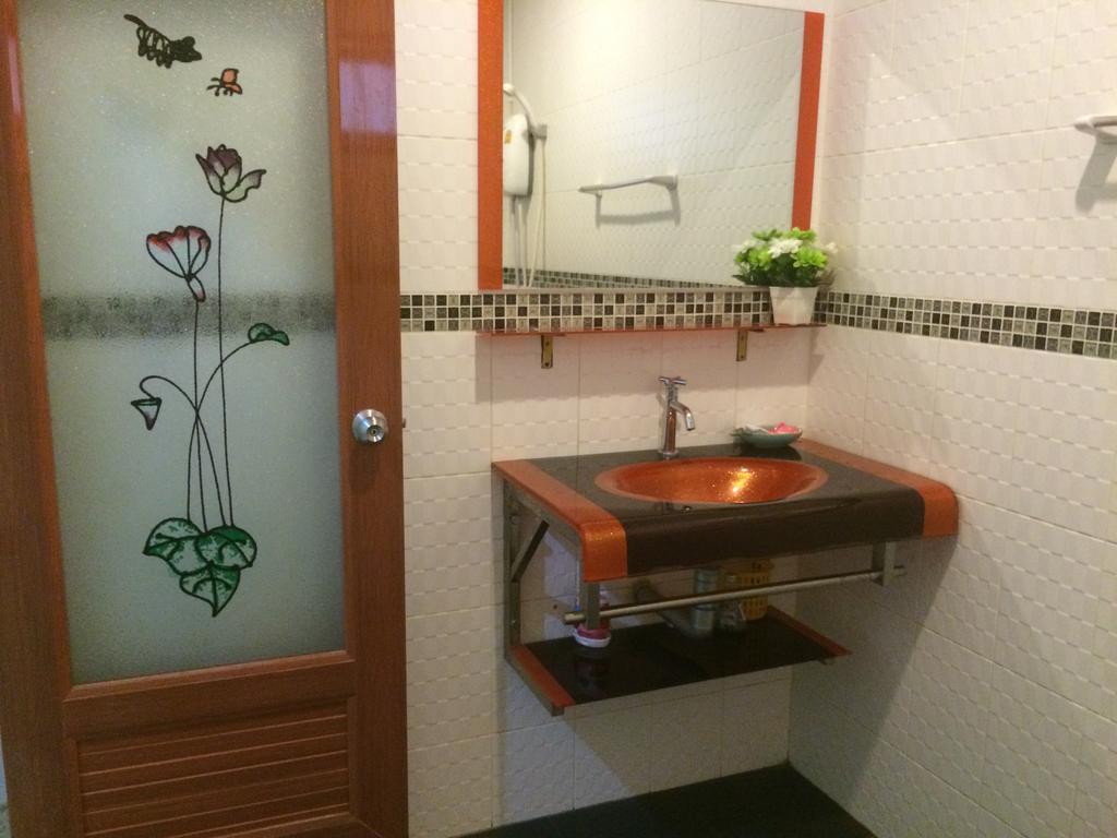 Happy Resort Phang Nga Natai Beach Екстериор снимка