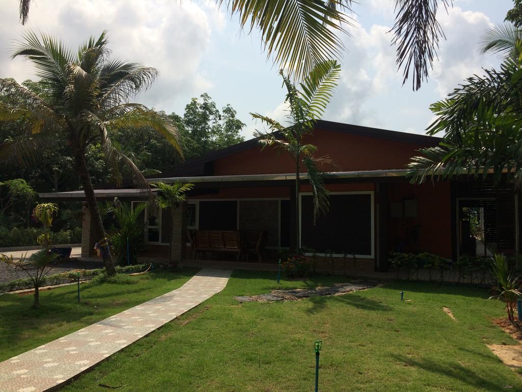 Happy Resort Phang Nga Natai Beach Екстериор снимка
