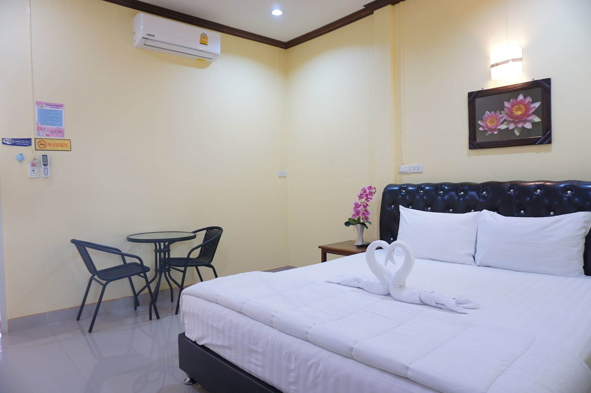 Happy Resort Phang Nga Natai Beach Екстериор снимка